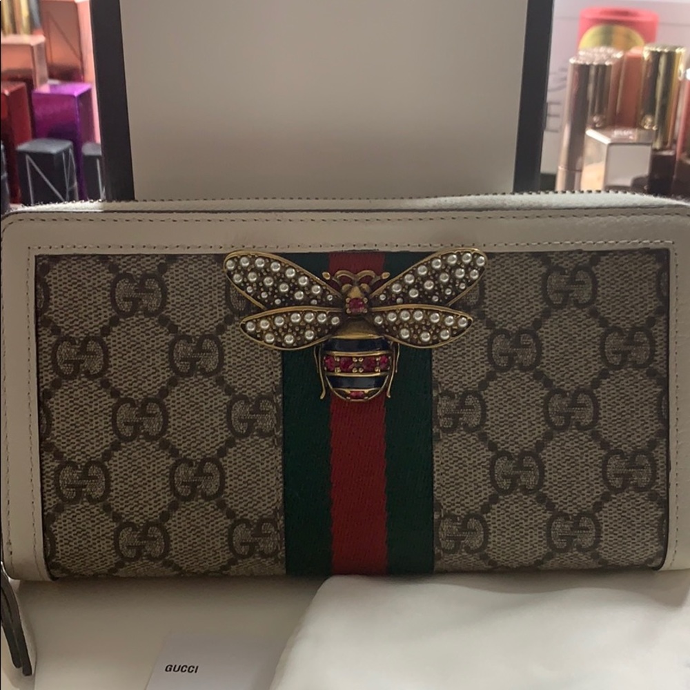 Gucci Queen Margaret Continental Wallet